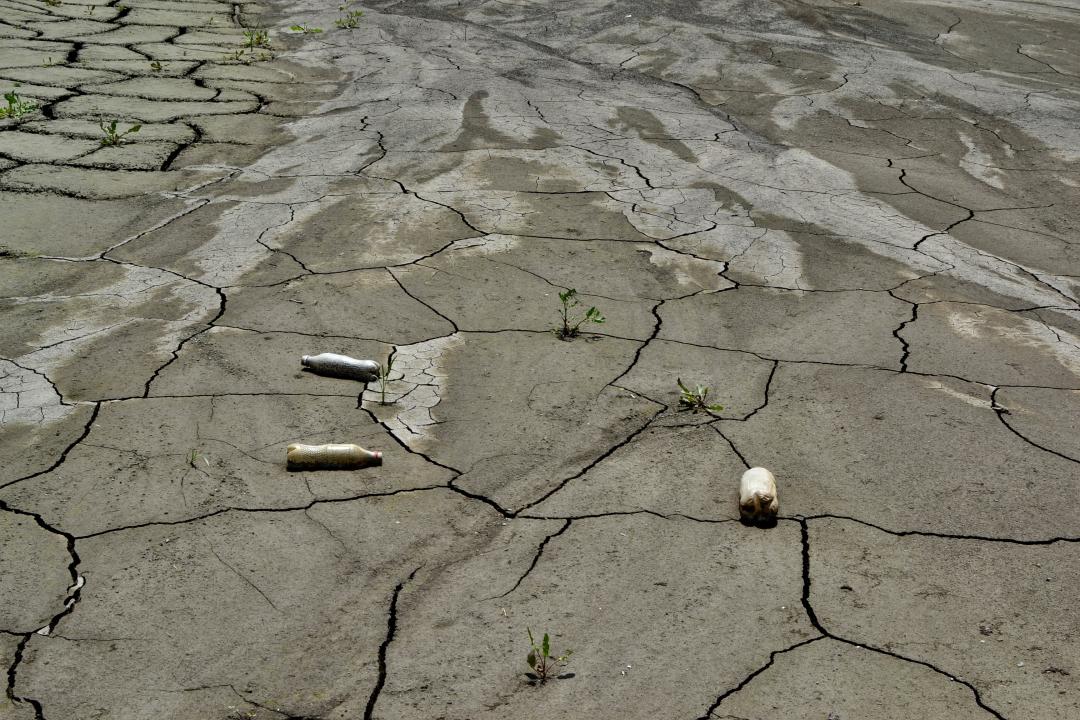 Sarsang Reservoir on the verge of drying up. Photo credit: Marut Vanyan/Caucasus Watch Sarsang Reservoir on the verge of drying up. Photo credit: Marut Vanyan/Caucasus Watch