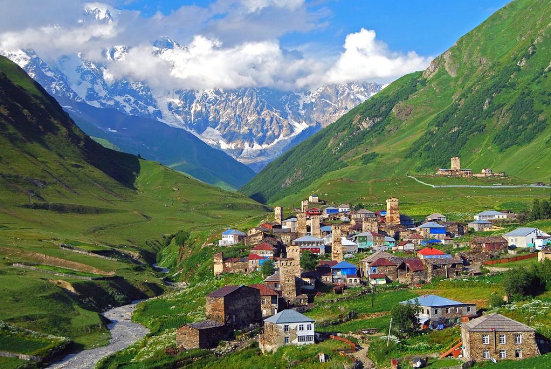 Bildquelle: https://kuku.travel/country/georgia/ Bildquelle: https://kuku.travel/country/georgia/