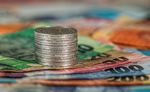 Remittances to Azerbaijan Exceed $1 Billion in 2024, Russia Leads with $497 Million