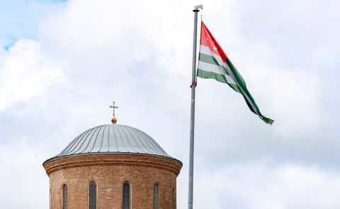 Russia Races Ahead with Air Traffic with Separatist Abkhazia