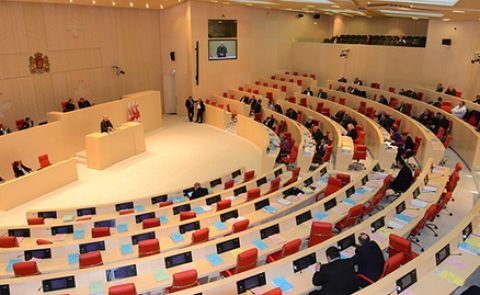 Georgische Watchdogs sehen sich ersten direkten Repressionen unter neuem „Auslandsagenten“-Gesetz ausgesetzt